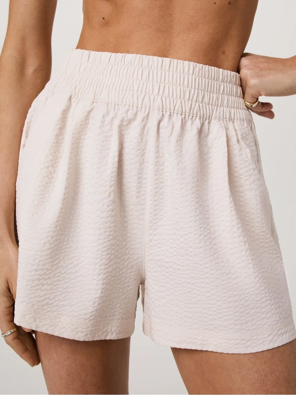 Vuori Textured Villa Shorts Milkweed Sz L - Picture 2 of 6